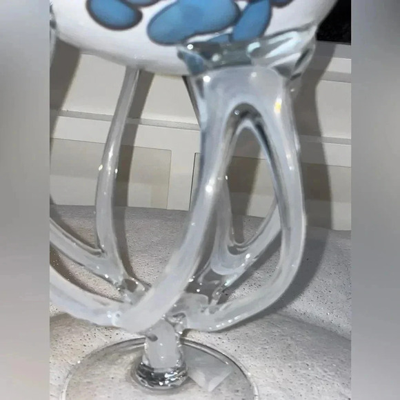 ZORZA MOUTH BLOWN GLASS
JELLYFISH STEM WHITE/BLUE
BERGAMOT CANDLE LARGE - Picture 4 of 14